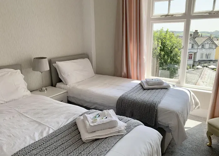 Seaclyffe Hotel Ltd